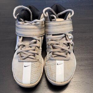 Kids High-Top Nike Mike Trout baseball cleats - Black and White